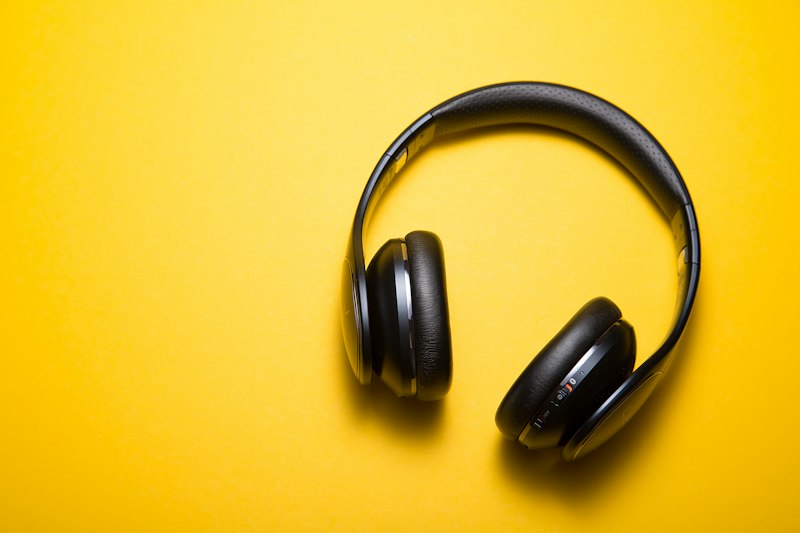 Sony WH-1000XM5 Deep Review: Still the Undisputed ANC King?